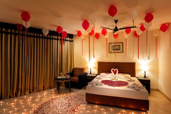 How many rose petals to decorate a room