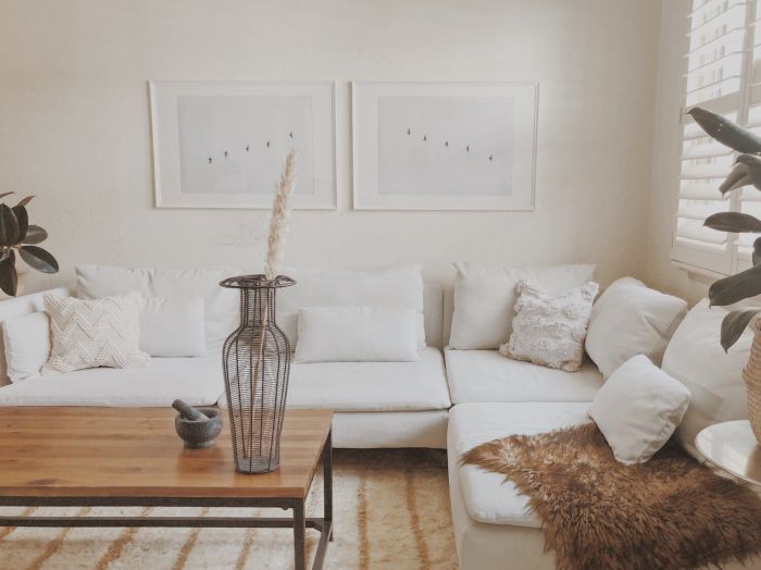 How to decorate living room with white walls Tips and Tricks for a Bright and Stylish Space